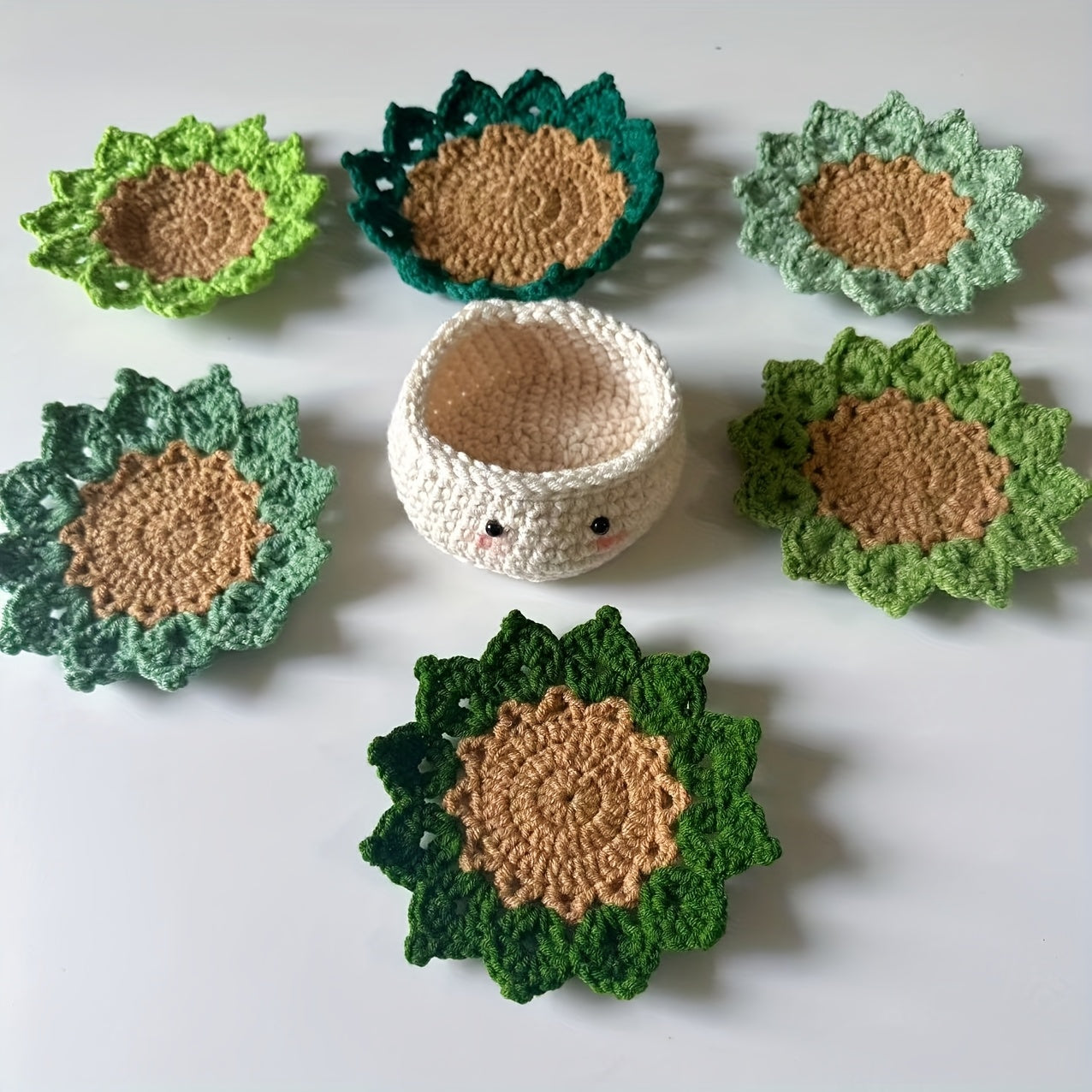 1pc (6pcs + 1 Plant Pot), Crochet Finished Flower Coaster, Decorative Thermal Insulation Mat, Coffee\u002F Beverage\u002F Water Cup Mat